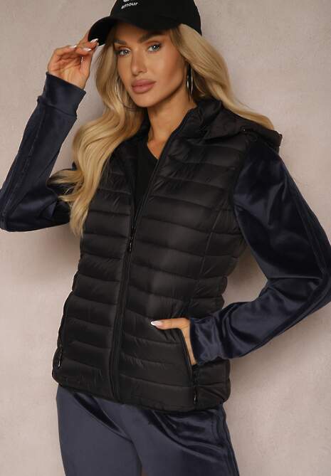 Czarna Kamizelka z Odpinanym Kapturem Ozdobiona Pikowaniem Mailaya