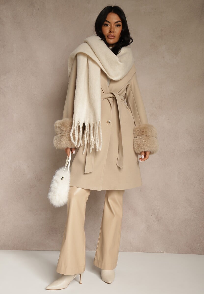 Jasnobeżowy Szalik Ozdobiony Frędzlami Owedela