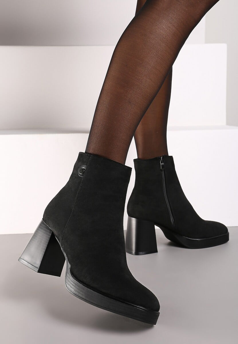 Czarne Ocieplane Botki na Słupku Irissaura