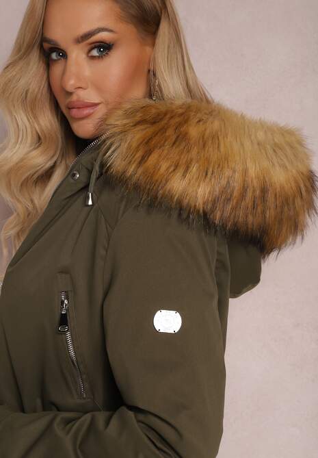 Ciemnozielona Kurtka Parka z Kieszeniami i Kapturem z Futerkiem Caulisa