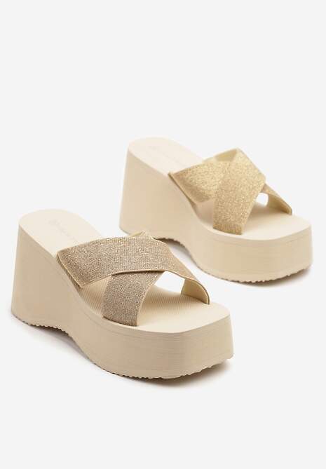 Złote Klapki na Koturnie z Paskami w Kształcie X Janiffia