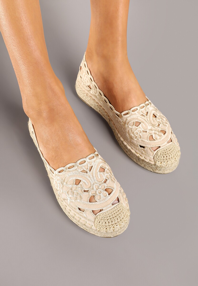 Beżowe Płaskie Espadryle z Ażurową Cholewką Elearwen