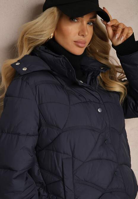 Granatowa Kurtka z Pikowanymi Przeszyciami o Prostym Kroju z Kapturem i Kieszeniami Salielia