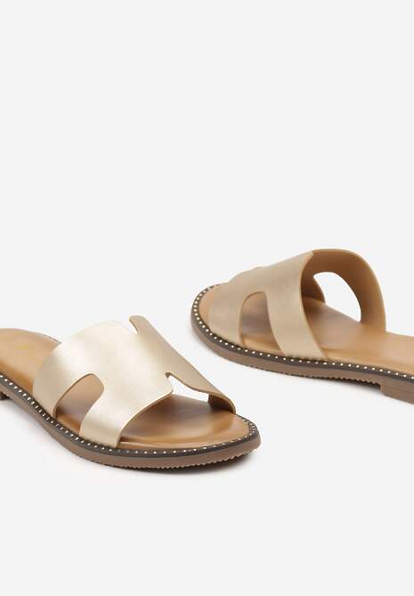 Złote Klapki z Małymi Nitami na Podeszwie z Wycięciami na Pasku Isoldemes