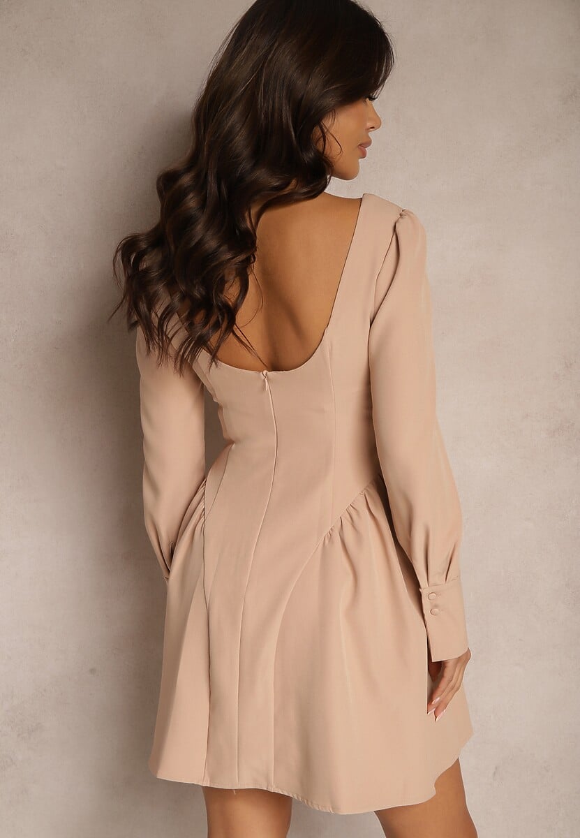 Beżowa Krótka Sukienka z Kwadratowym Dekoltem o Rozkloszowanym Fasonie Enadis