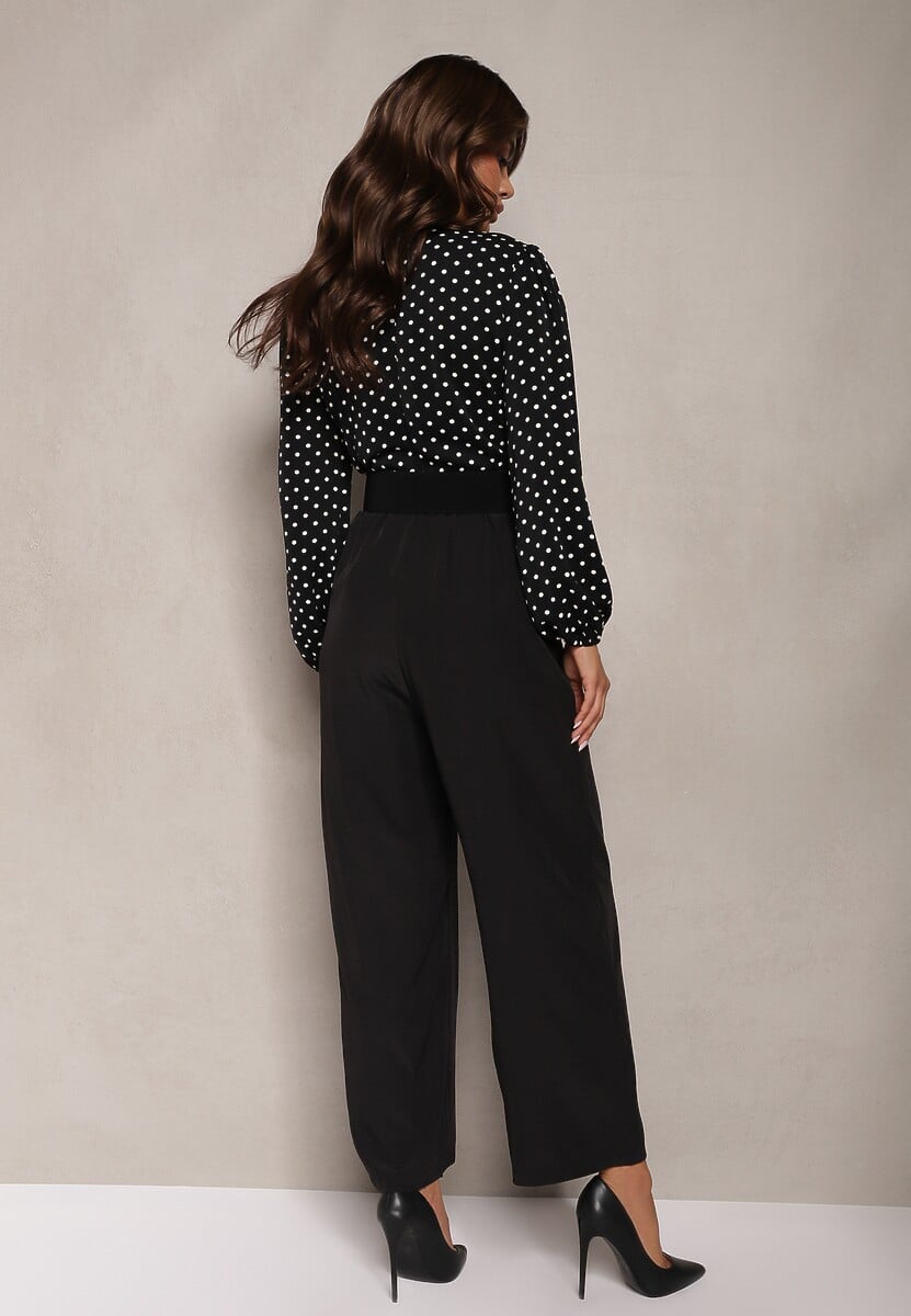 Czarny Kombinezon z Szeroką Nogawką i Kopertowym Dekoltem Dodatkowo Pasek Klerda