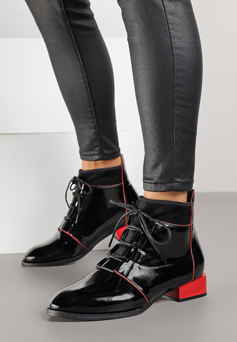 Czarno-Czerwone Lakierowane Botki Vices ze Sznurowaną Cholewką Senilea