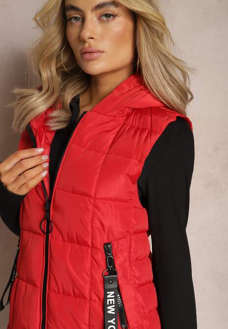 Czerwona Długa Kamizelka Pikowana z Wysokim Kołnierzem i Kapturem Pansi