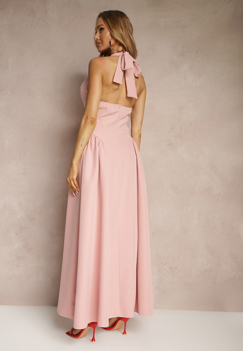 Różowa Rozkloszowana Sukienka Halter z Wiązaniem i Odkrytymi Plecami Senicce