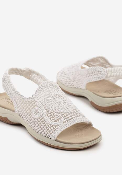Białe Wsuwane Sandały z Siateczką w Stylu Ażurowym Wivine