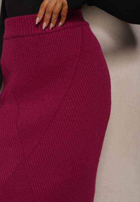 Ciemnoróżowa Spódnica z Wiskozą High Waist o Dopasowanym Kroju z  Gumką w Talii Niarosae