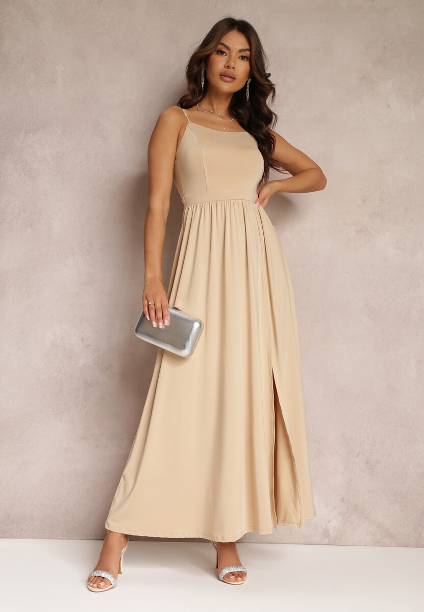 Czarna Rozkloszowana Sukienka Maxi na Cienkich Ramiączkach z Rozporkiem Weslyn