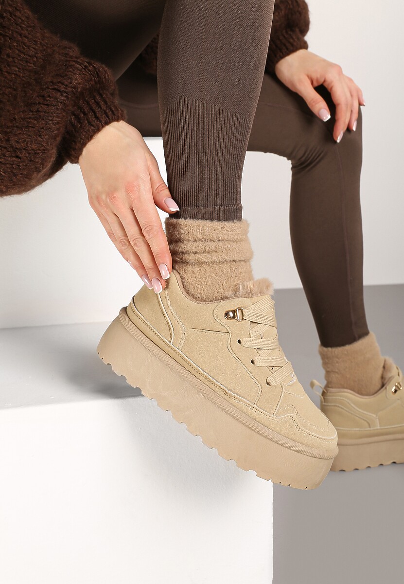 Ciemnobeżowe Sneakersy Stylizowane na Śniegowce Ozdobione Futerkiem Maviena