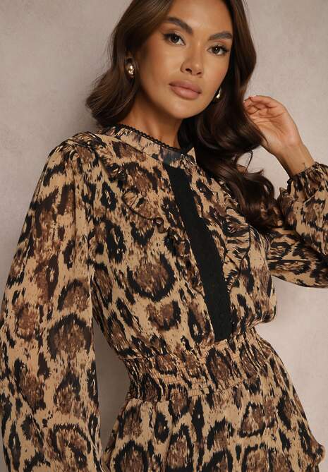 Brązowa Panterkowa Sukienka o Rozkloszowanym Kroju ze Stójką i Falbankami Labrette