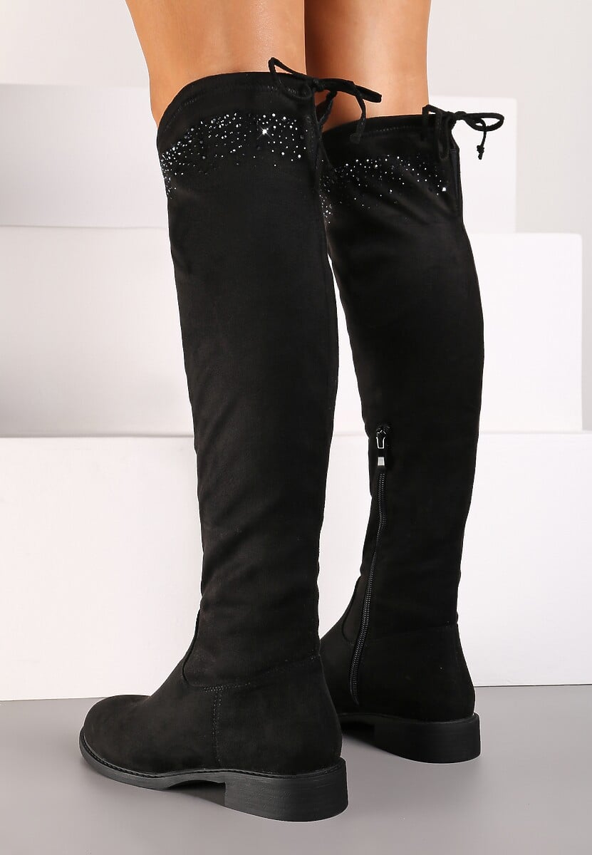 Czarne Kozaki Muszkieterki na Płaskiej Podeszwie Ozdobione Cyrkoniami i Sznurkiem Floralind