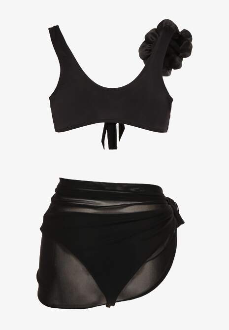 Czarne Bikini Majtki Figi Biustonosz z Broszką Kwiatu 3D i Siateczkowe Pareo Folissa