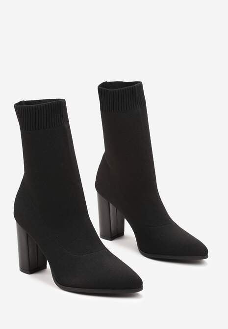 Czarne Dopasowane Botki na Słupku ze Skarpetkową Cholewką Elarana
