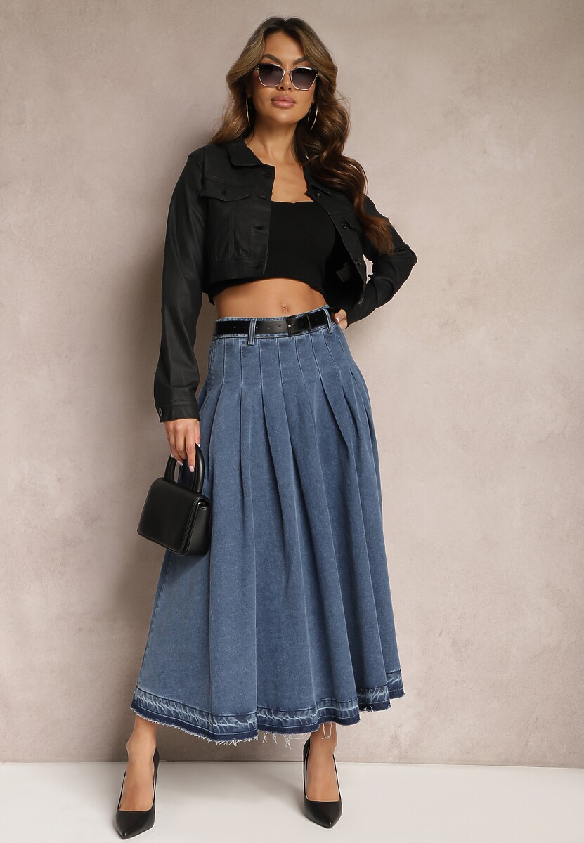 Granatowa Rozkloszowana Spódnica Jeansowa z Paskiem z Klamrą Varnie