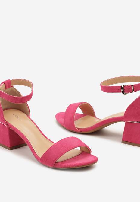 Fuksjowe Sandały na Słupku z Imitacji Skóry Zdobione Elementami o Metalicznym Wykończeniu Aloeli