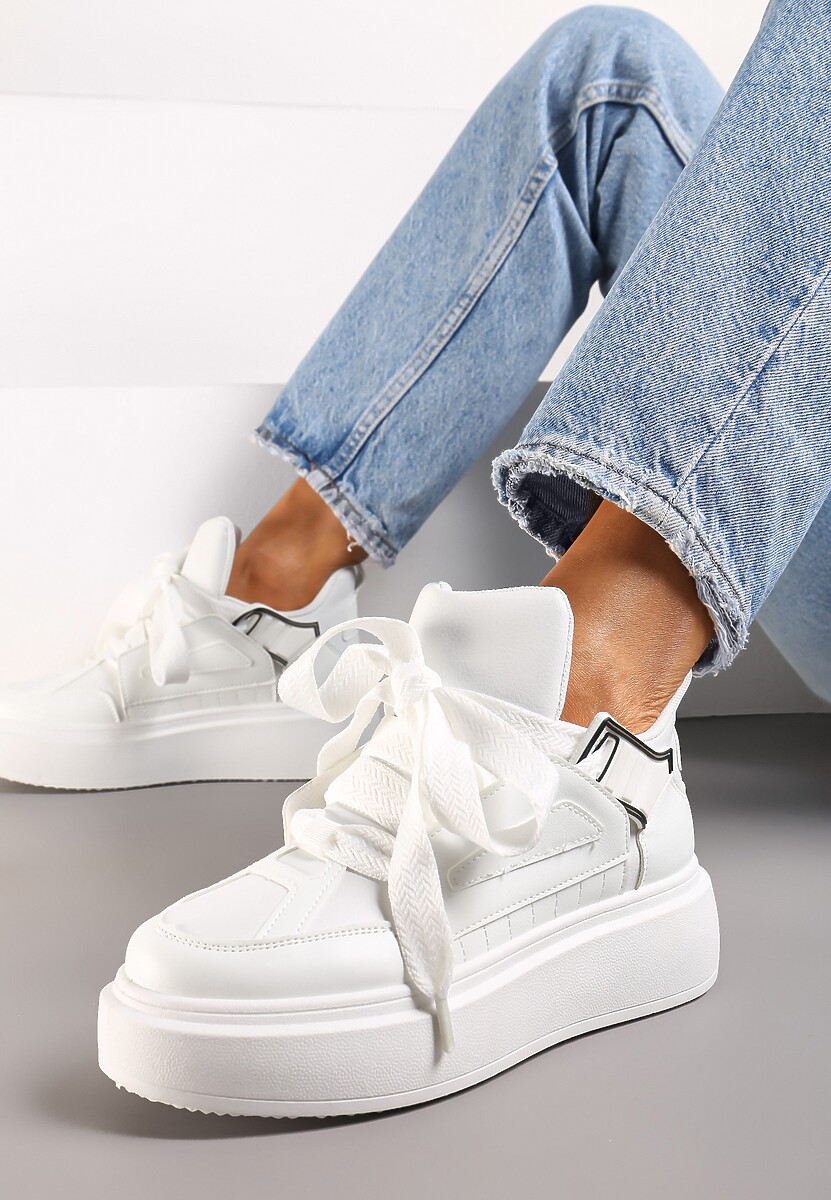 Białe Sneakersy Na Niskiej Platformie z Szerokimi Sznurówkami we Wzorek Vidira