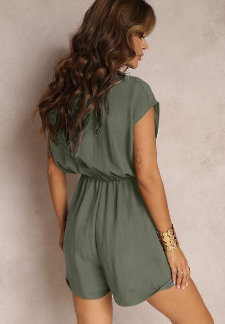 Ciemnozielony Krótki Kombinezon z Kopertowym Dekoltem z Wiskozy Ariamia