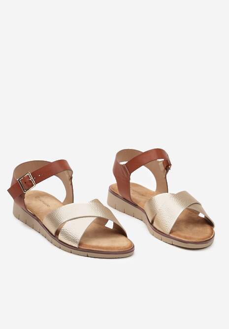 Złote Klasyczne Sandały na Płaskiej Podeszwie ze Sprzączką Kladia