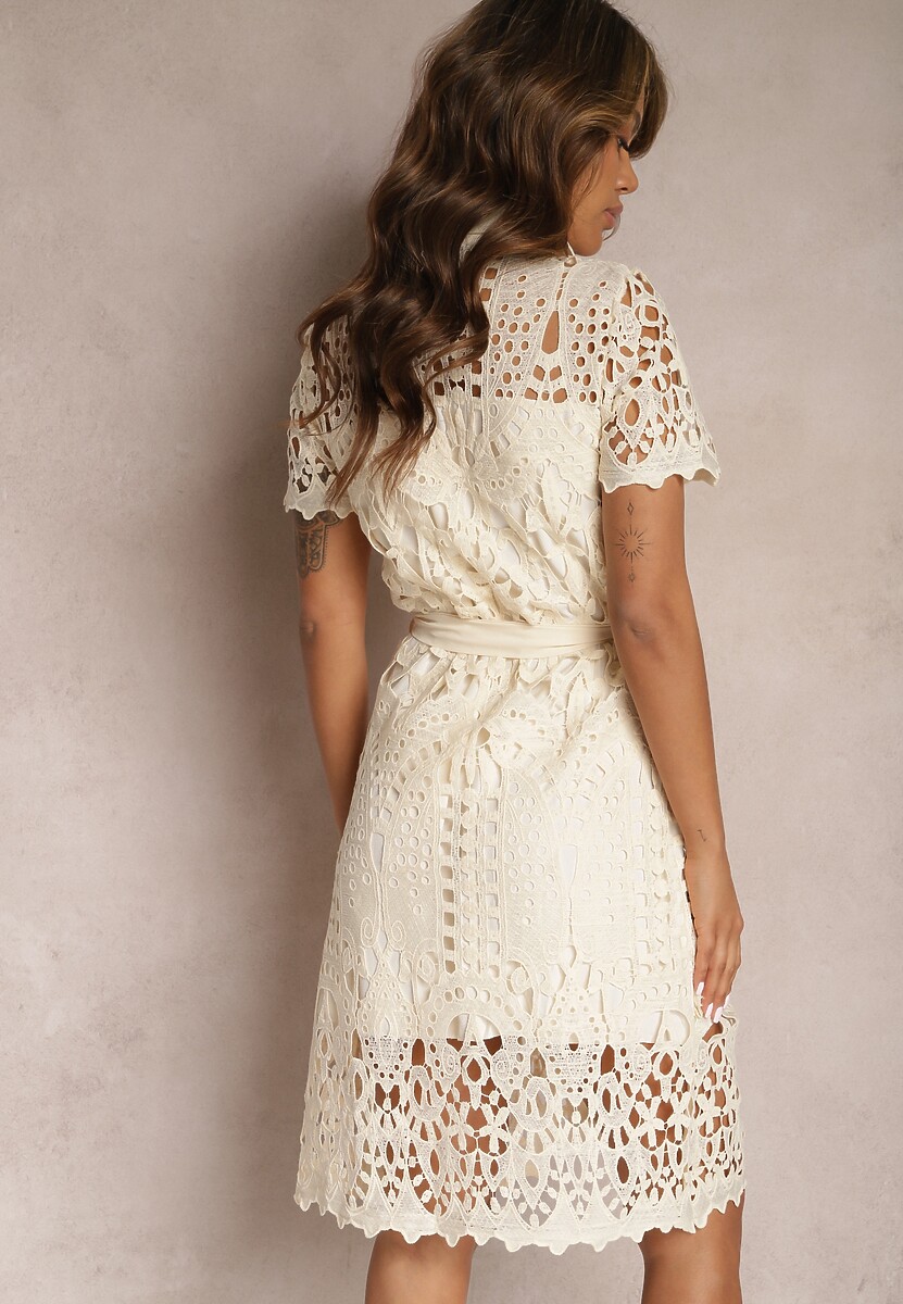 Beżowa Koszulowa Sukienka Midi z Ażurowym Zdobieniem Tatrasi