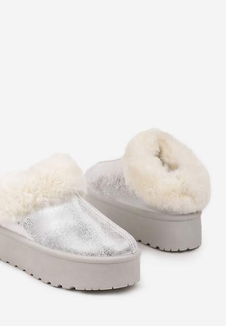 Srebrne Krótkie Śniegowce Wsuwane na Grubej Podeszwie Ozdobione Futerkiem Azida