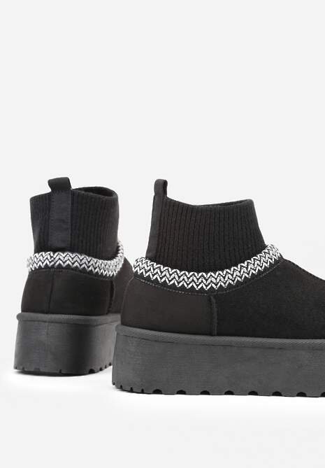 Czarne Śniegowce VICES na Platformie ze Skarpetkową Cholewką i Haftem Ebentia