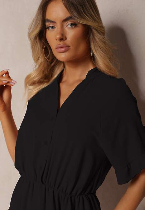 Czarny Kombinezon o Taliowanym Kroju z Falbanką przy Rękawach i Gumką w Pasie Nansili