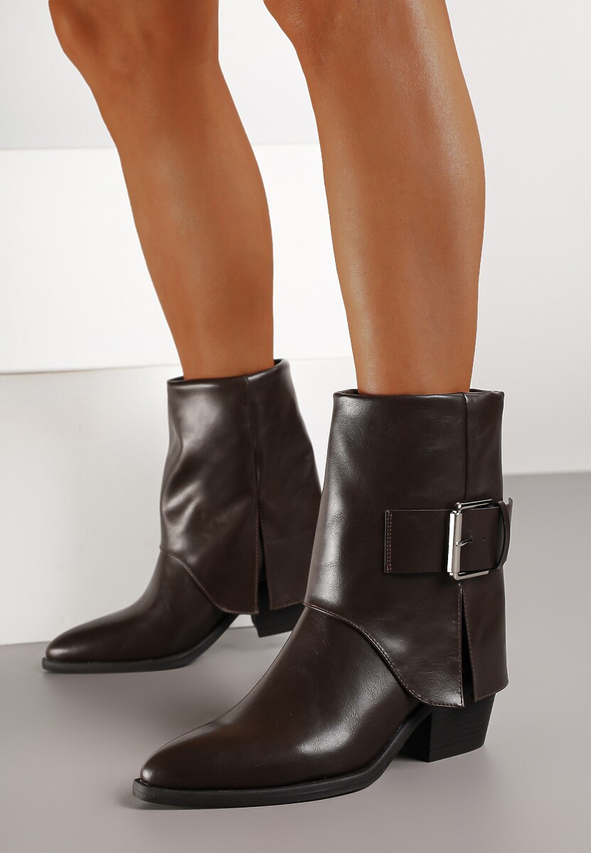 Brązowe Botki na Stożku Ozdobione Klamrą i Wywiniętą Cholewką Latarose