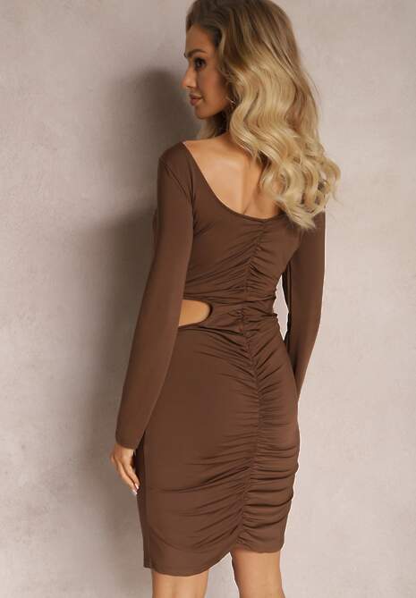 Brązowa Dopasowana Sukienka Mini z Wycięciami Marszczeniem i Kwiatem Vitorda