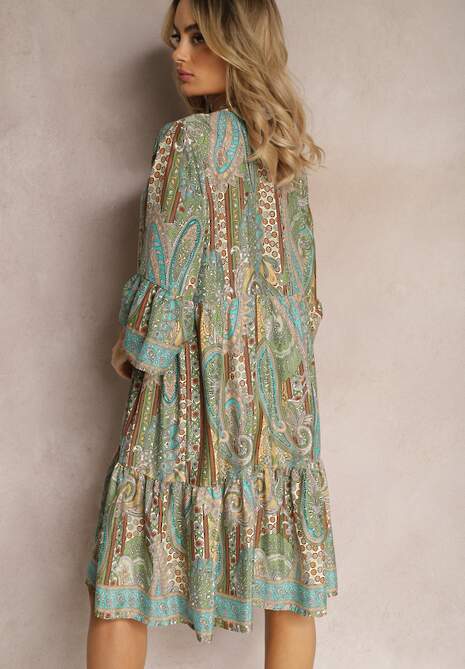 Zielona Sukienka Rozkloszowana z Falbankami we Wzór Paisley Acerolla