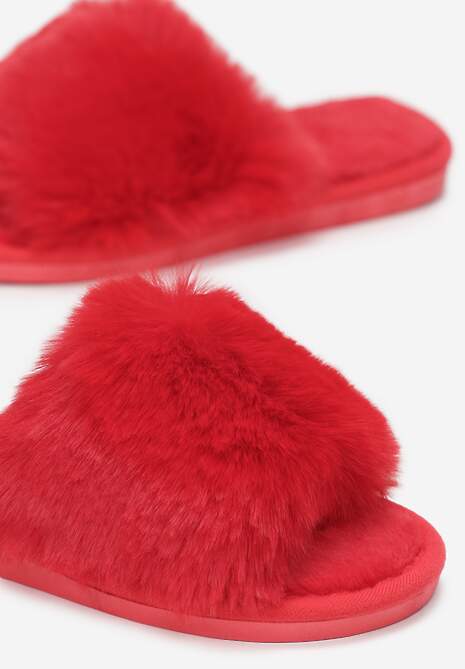 Czerwone Kapcie Penthoreia