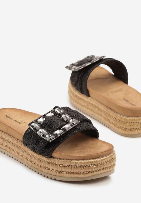 Czarne Klapki na Grubej Podeszwie z Plecionki z Klamrą z Kryształkami Sorlise