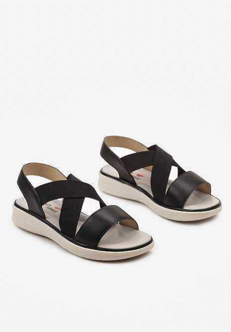 Czarne Wsuwane Sandały z Szerokimi Paskami Zaldia