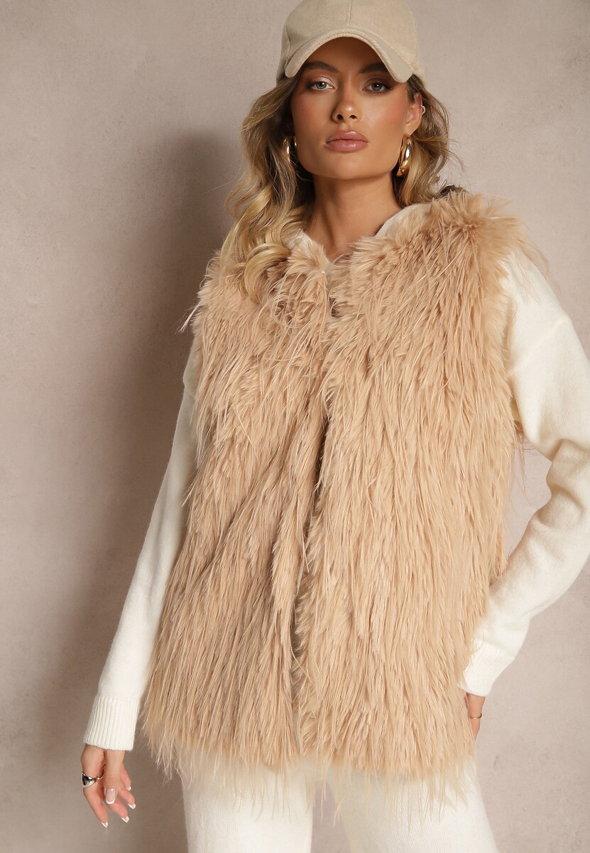 Fuksjowa Futerkowa Kamizelka o Prostym Kroju z Kieszeniami Venialith