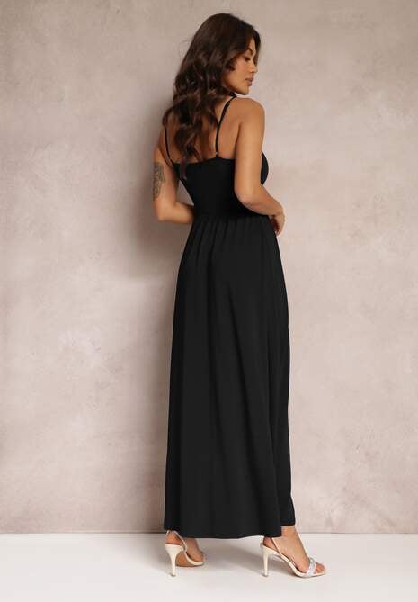 Czarna Rozkloszowana Sukienka Maxi na Cienkich Ramiączkach z Rozporkiem Weslyn