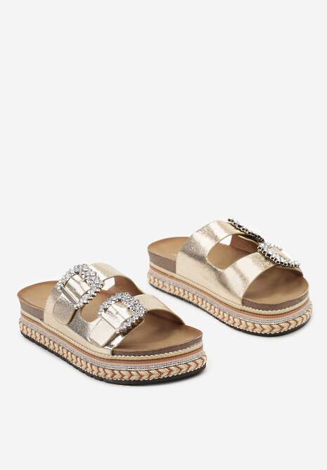 Złote Płaskie Klapki z Metaliczną Nicią i Paskami z Klamrą i Cyrkoniami Gregnia