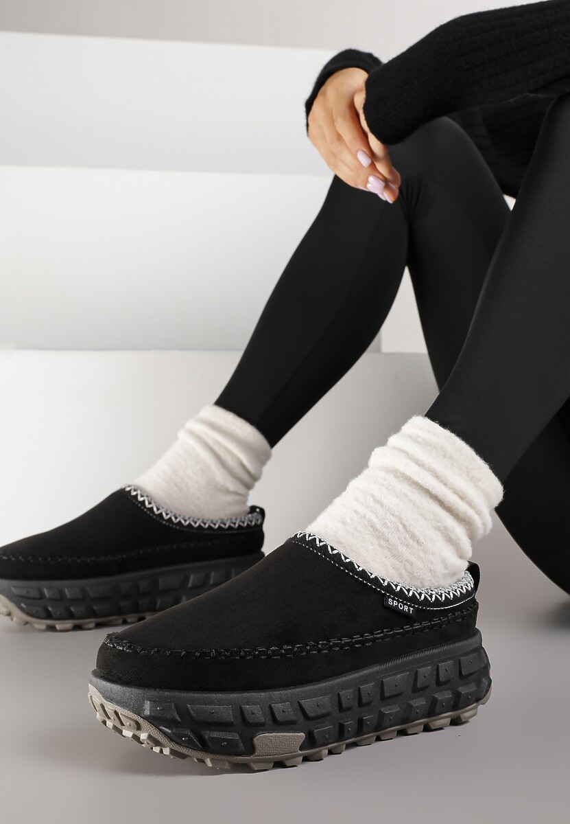 Czarne Śniegowce na Platformie z Tłoczeniem i Niską Cholewką Violova