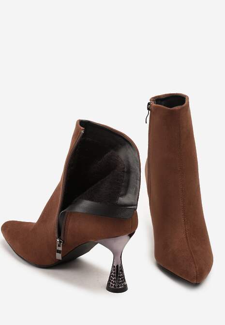Brązowe Botki Vices z Noskiem w Szpic na Klepsydrowym Obcasie Cinella