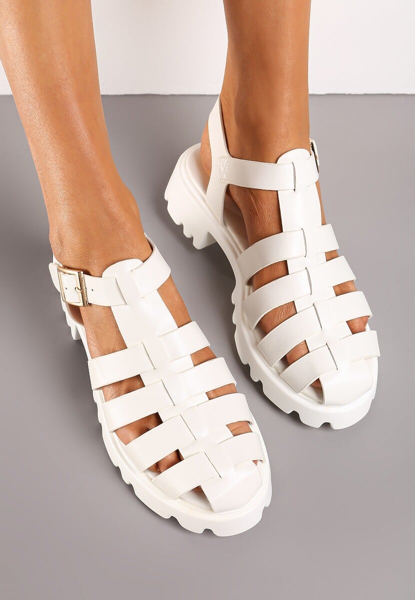 Białe Sandały Zapinane wokół Kostki na Sprzączkę z Wycięciami na Grubej Podeszwie Vapira