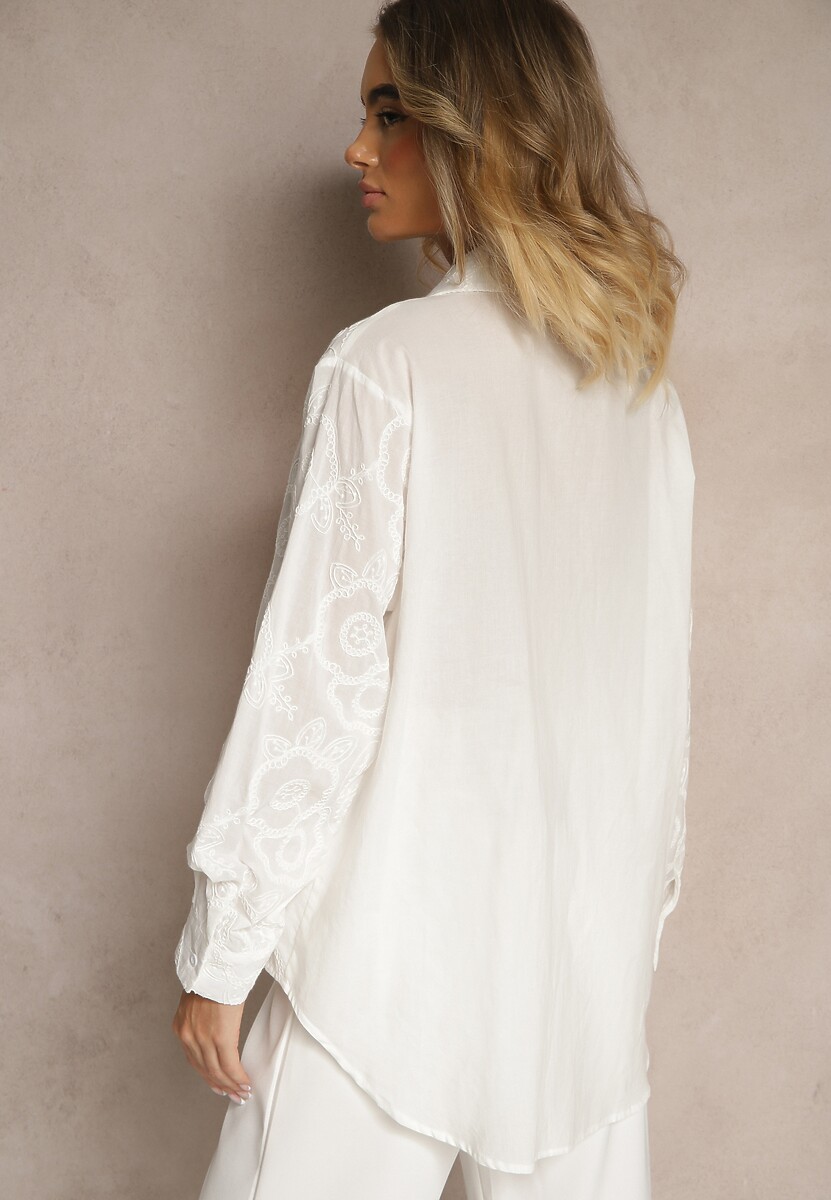 Biała Koszula z Bawełny Ozdobiona Haftowanym Wzorem Annaria