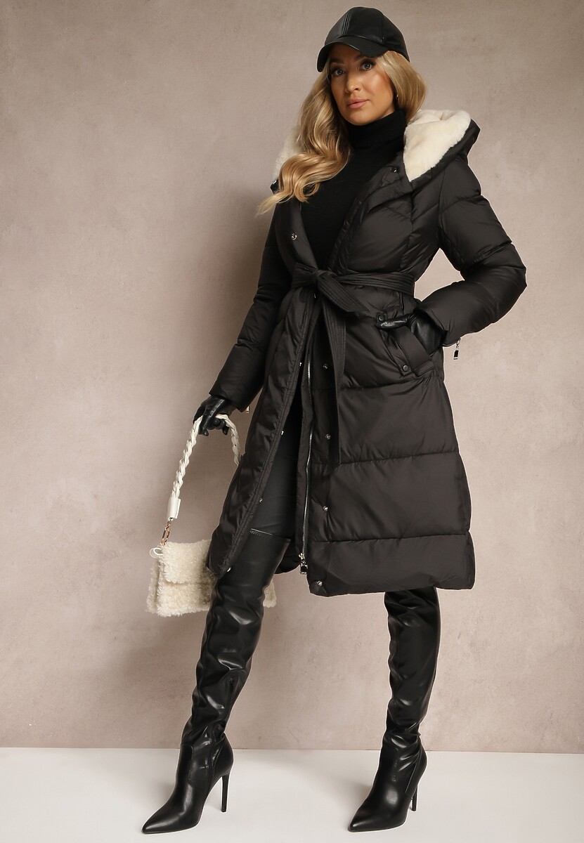 Czarna Długa Kurtka Pikowana z Kapturem Wiązana w Pasie Neanethra