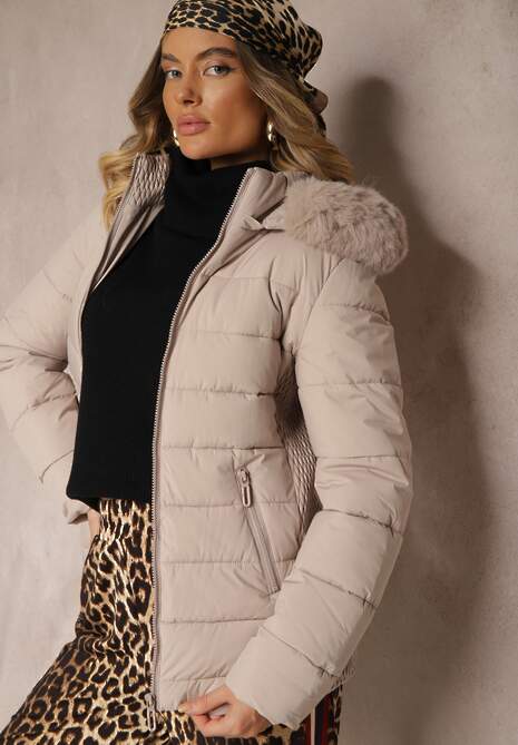 Ciemnobeżowa Taliowana Kurtka z Pikowanymi Przeszyciami z Kapturem z Futerkiem Loretina