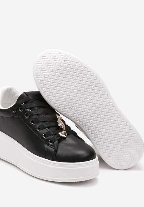 Czarno-Złote Sneakersy na Platformie z Metalowymi Zawieszkami i Cyrkoniami Nioko