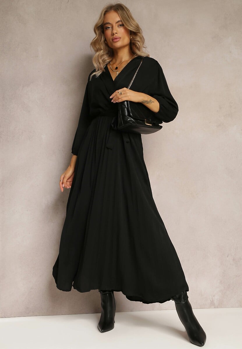 Granatowa Kopertowa Sukienka z Gumką i Paskiem w Talii Zdobiona Plisowaniem Kaylina