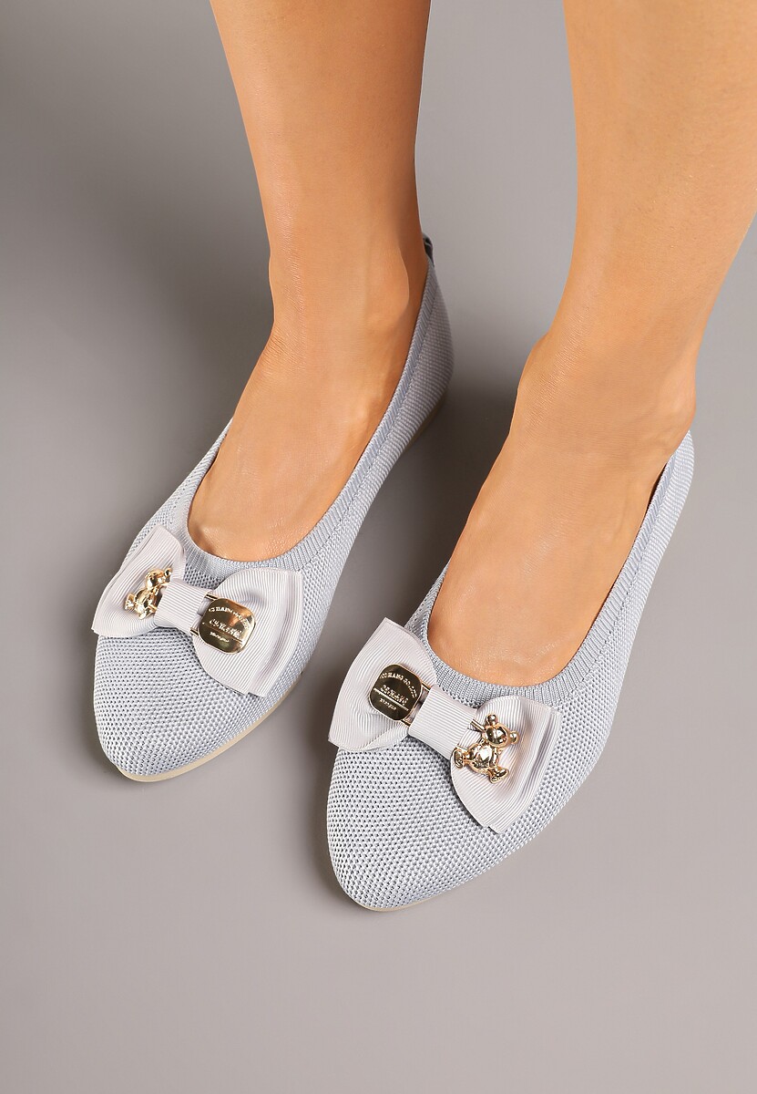 Szare Balerinki Ozdobione Metalicznymi Aplikacjami i Kokardą Bretella