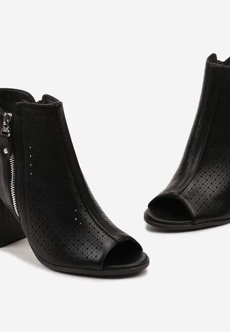 Czarne Botki Wycięte za Kostkę z Ozdobnym Suwakiem i Ażurową Cholewką Arcida