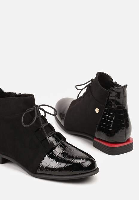 Czarne Botki Lakierowane Vices Ozdobione Tłoczeniem Uzvila